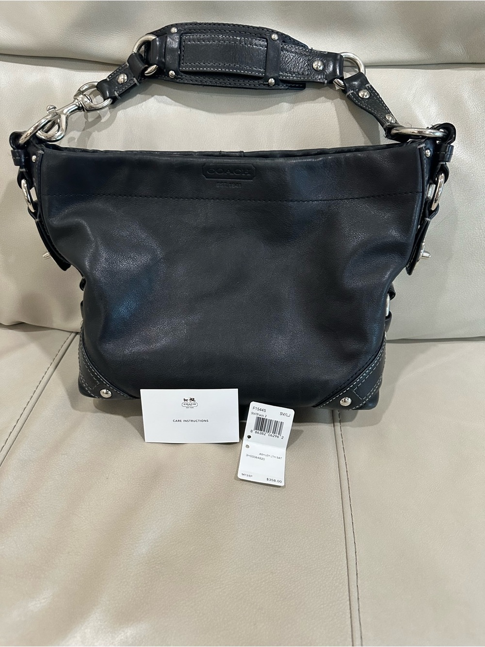 Vintage Coach Carly Black Leather Hobo Shoulder Bag. - Picture 4 of 16